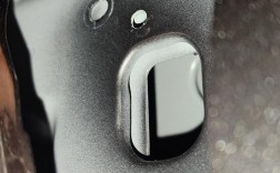 4s店换一个后视镜多少钱 后视镜折叠轴断了