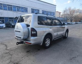 帕杰罗2011年款图片(帕杰罗2001款详细参数)