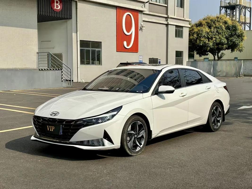 现代伊兰特报价及图片大全,现代伊兰特图片 新款