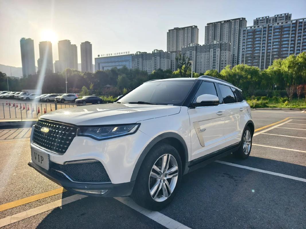 众泰t700报价(众泰t700售价多少)