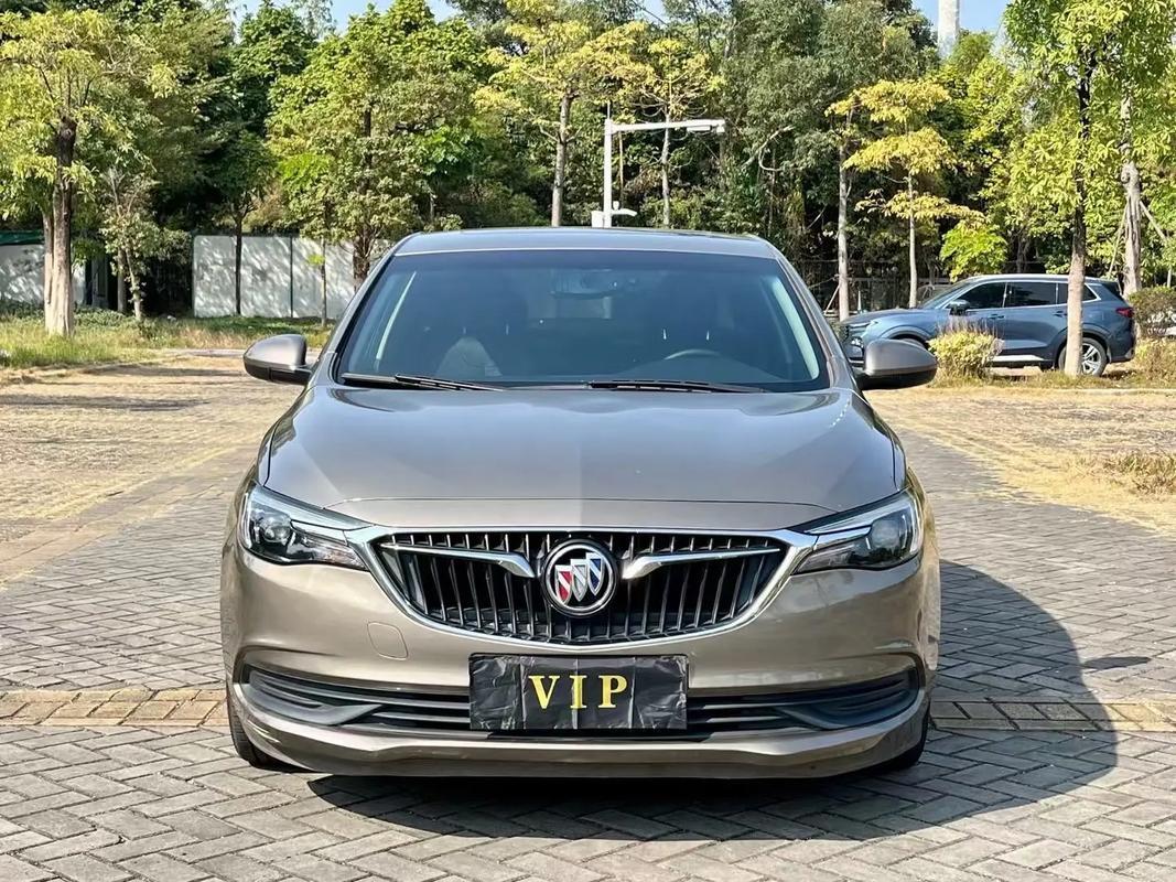 别克英朗gt2020最新款价格,别克英朗suv2020最新款