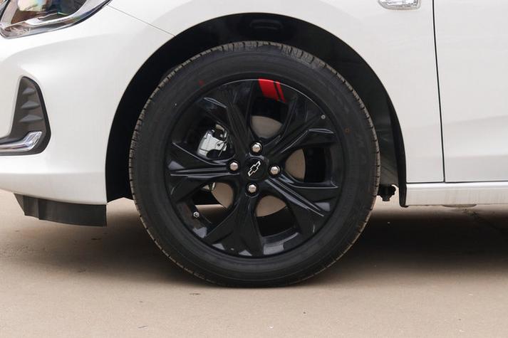 科沃兹2021款(科沃兹2021款轮胎)