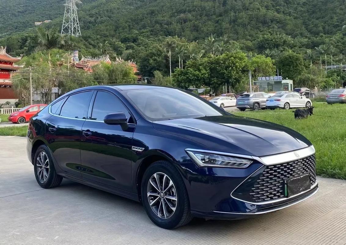 比亚迪最新款油电混合汽车 2021比亚迪油电混合最新款