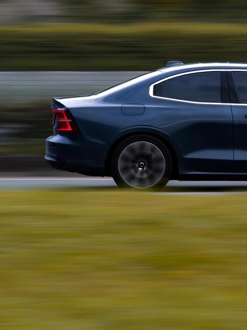 【volvo全新s60,2021款volvo s60】