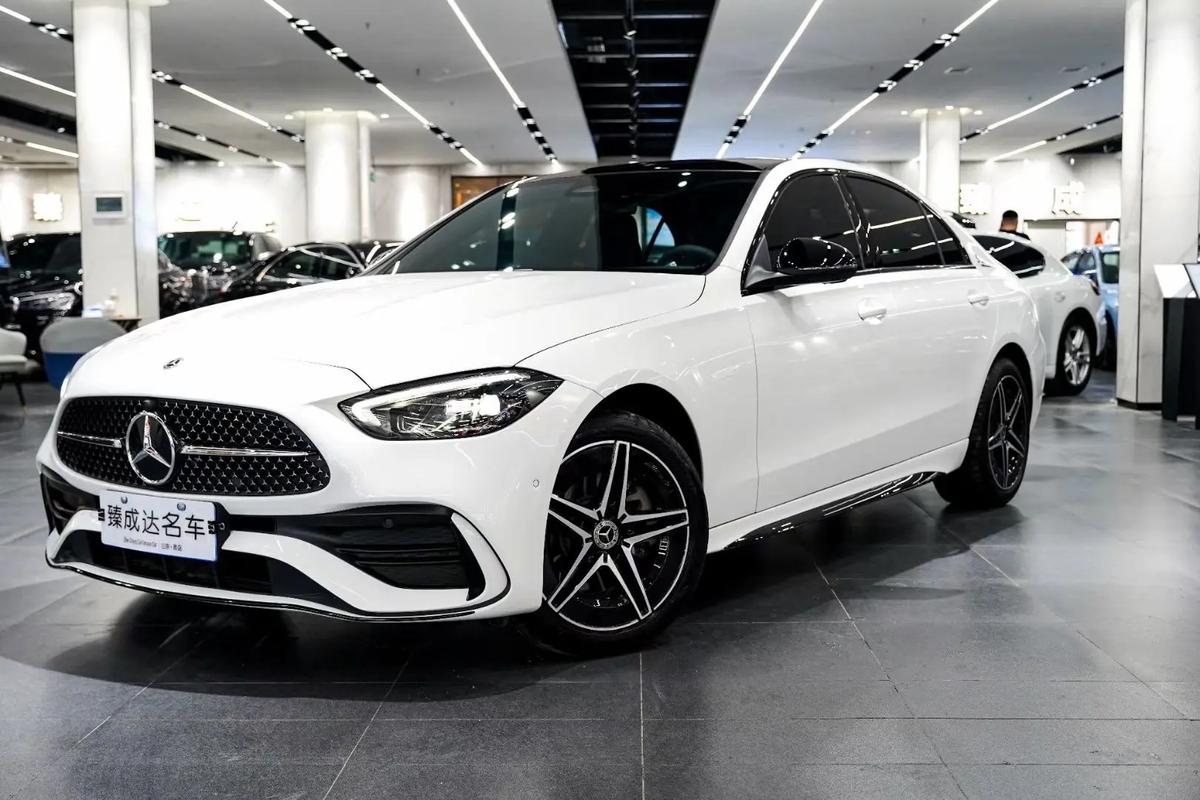 奔驰c260l最新款图片 奔驰c260l最新2021款图片