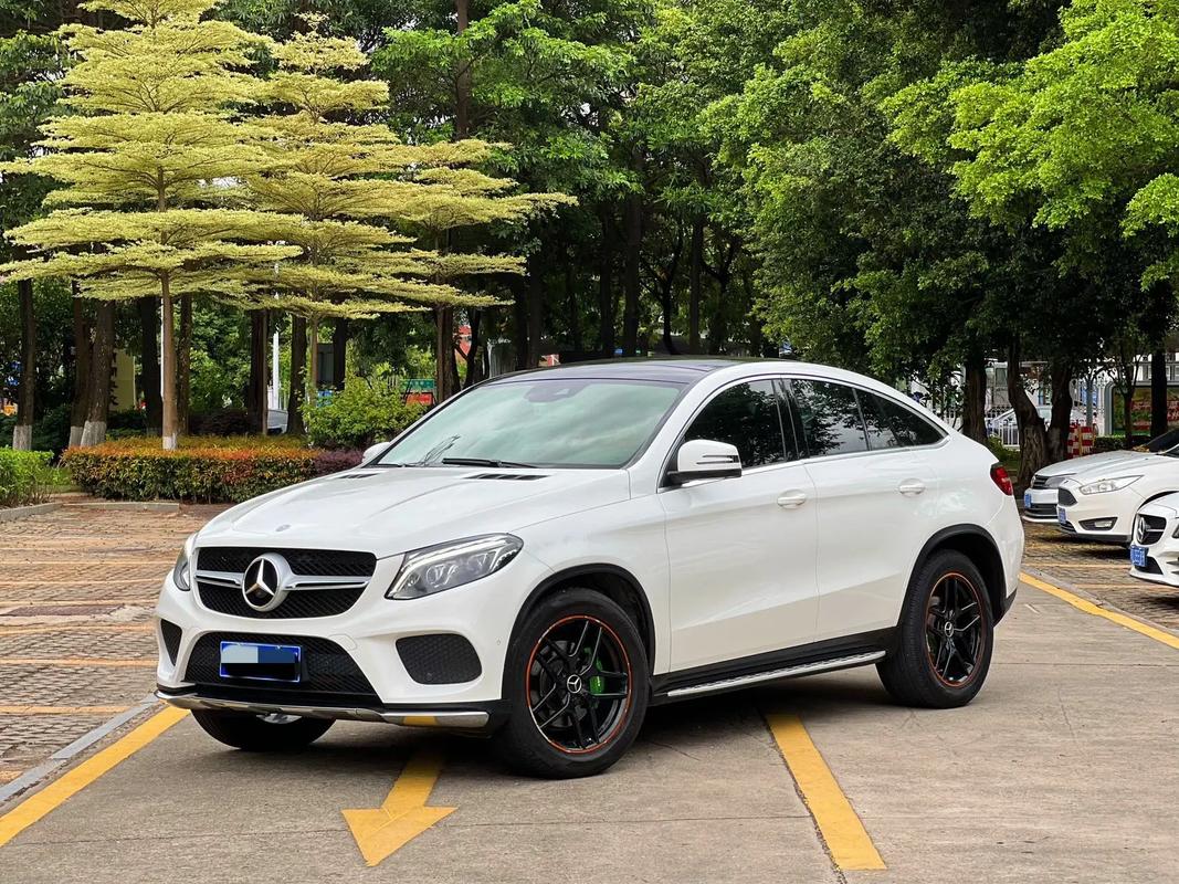 benz属于什么档次 mercedesbenz多少钱
