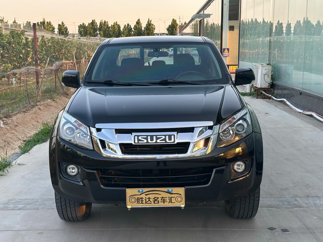 五十铃铃拓皮卡报价及图片 五十铃铃拓汽车之家