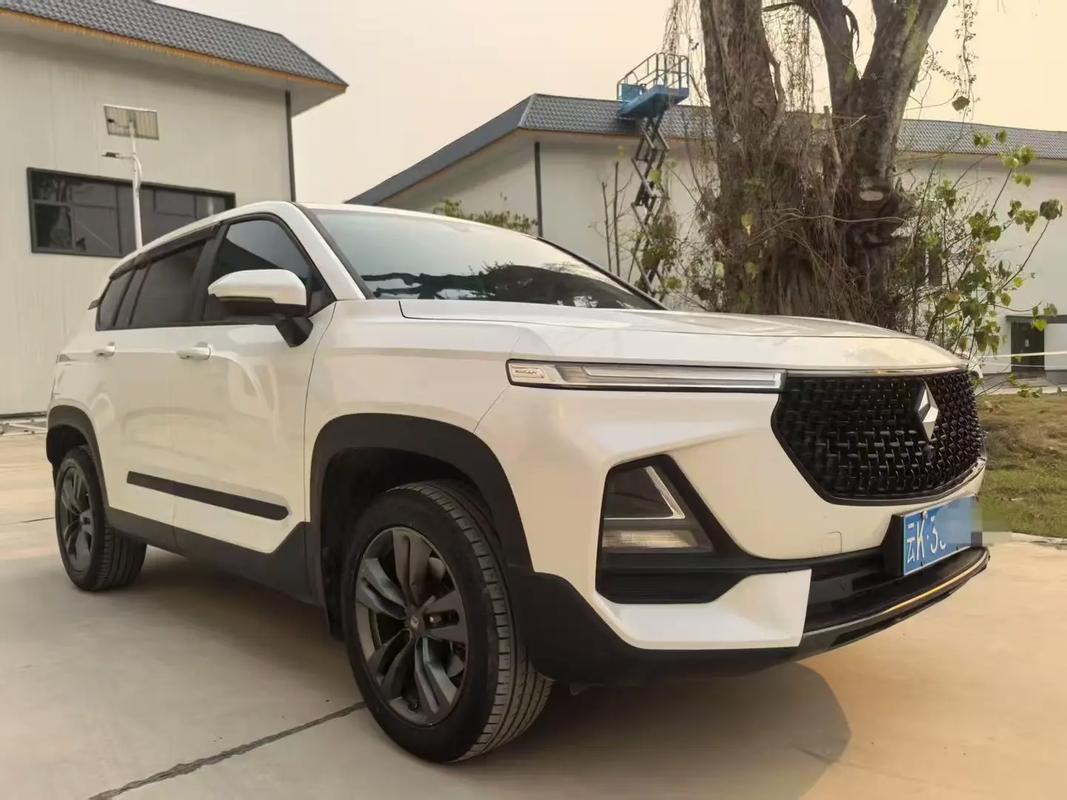 宝骏rs7报价及图片 宝骏rs7报价及图片2020款