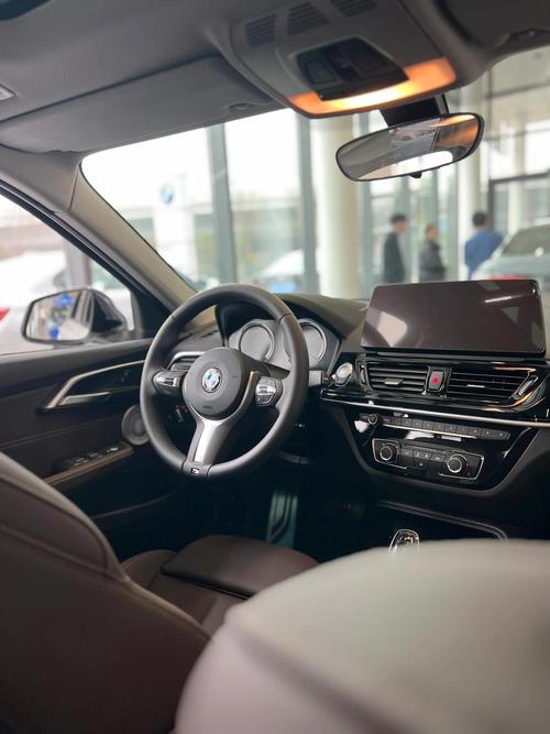 开宝马1系的都是什么人,开宝马1系的都是啥人