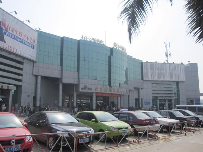 南宁站靠近哪个汽车站,南宁站旁边有汽车站吗