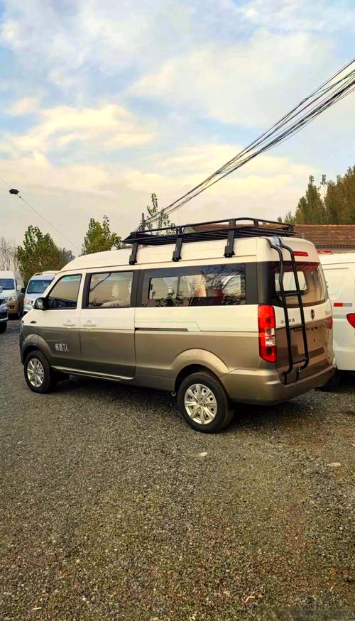 金杯新海狮s图片/金杯新海狮 汽车之家