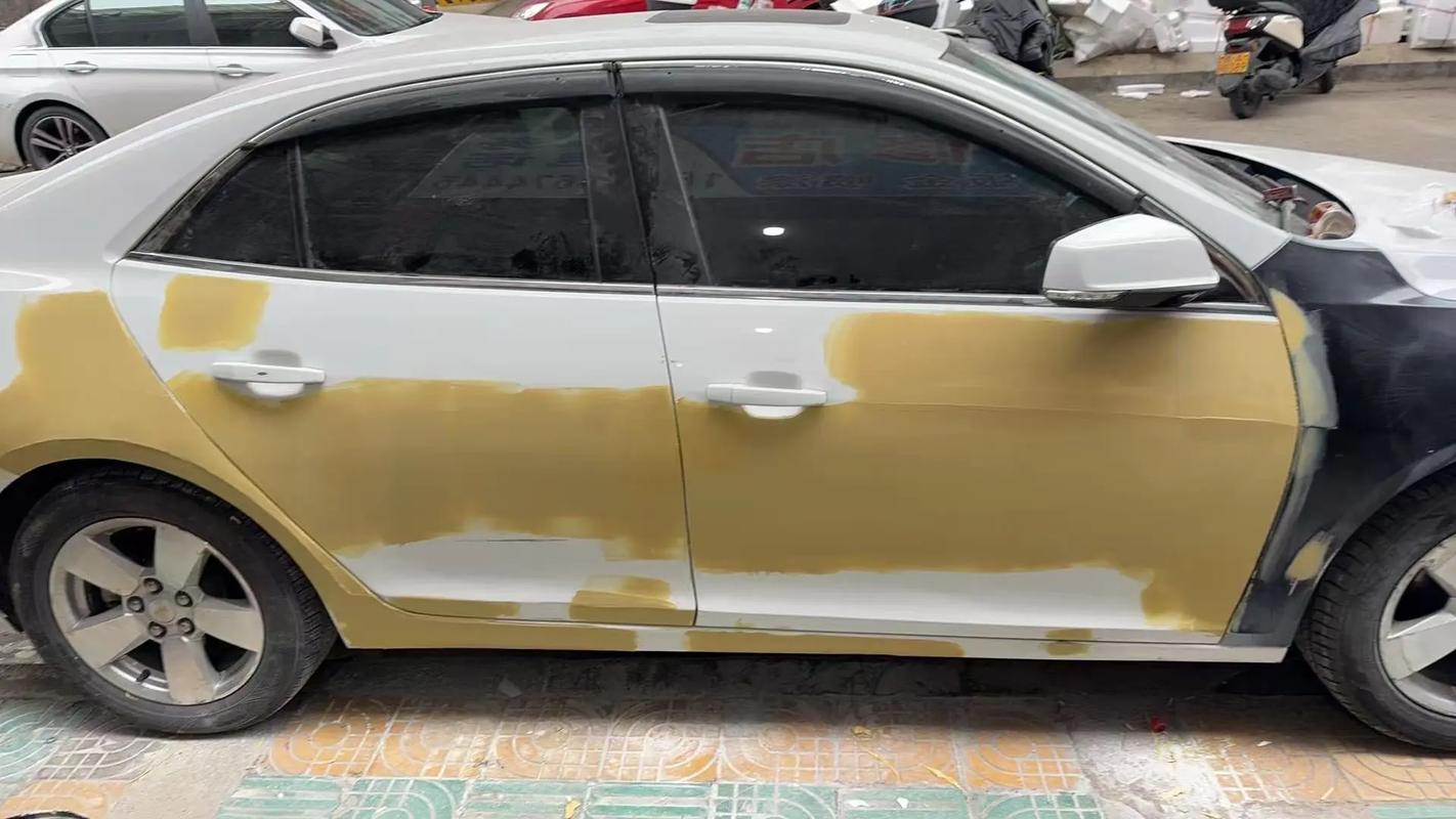 10年的旧车翻新费用/十年老车车漆能翻新价格