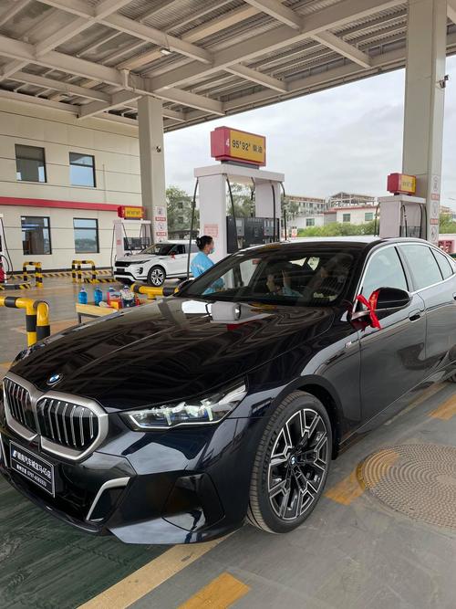 宝马530li试驾视频(宝马530li最新试驾视频)