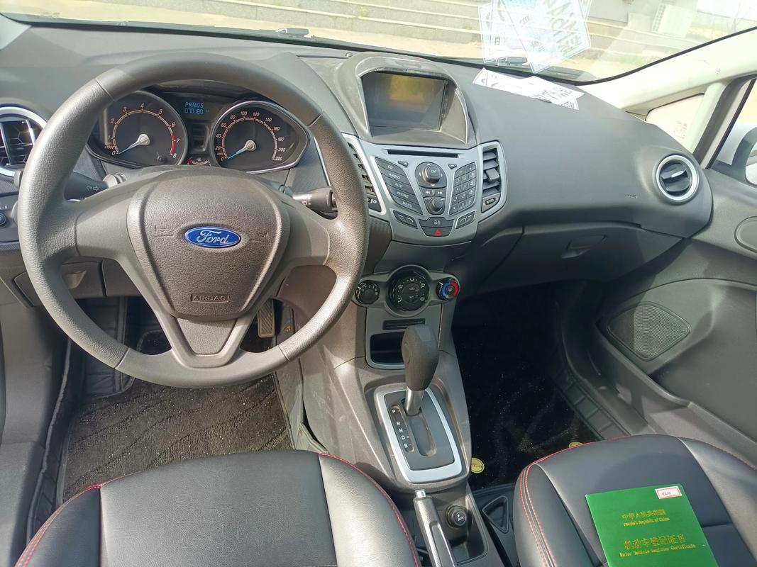 2014款福特嘉年华两厢,2014款福特嘉年华两厢15