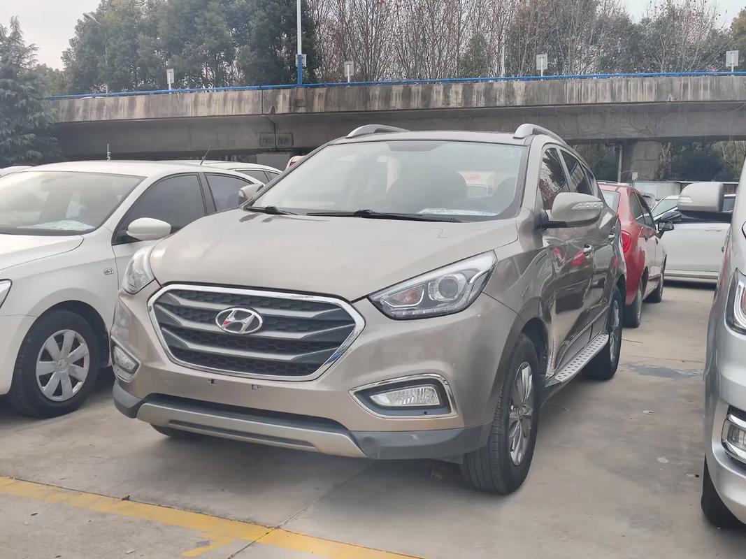 2015年现代ix35二手车多少钱,二手15款的现代ix35怎么样