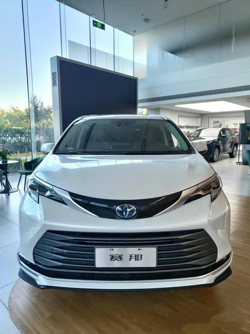 丰田塞纳2024款报价及图片最新车型/丰田塞纳报价及图片及报价