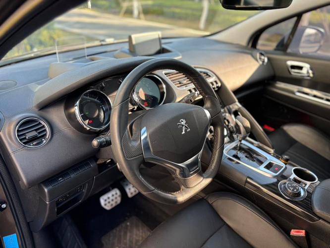 【2013款标致3008内饰图片,13年标致3008怎么样】